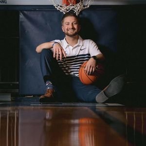 Meet your Posher, Adam